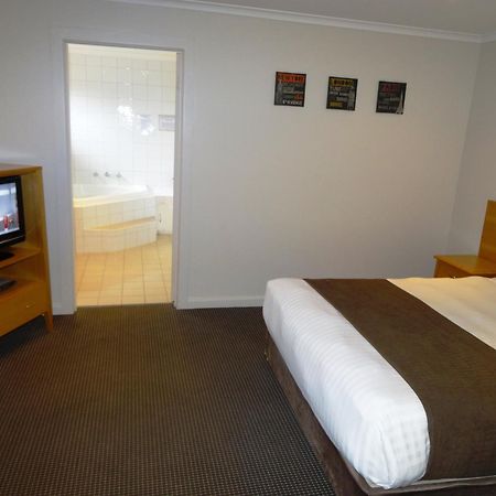 Sunshine Motor Inn Ardeer Экстерьер фото