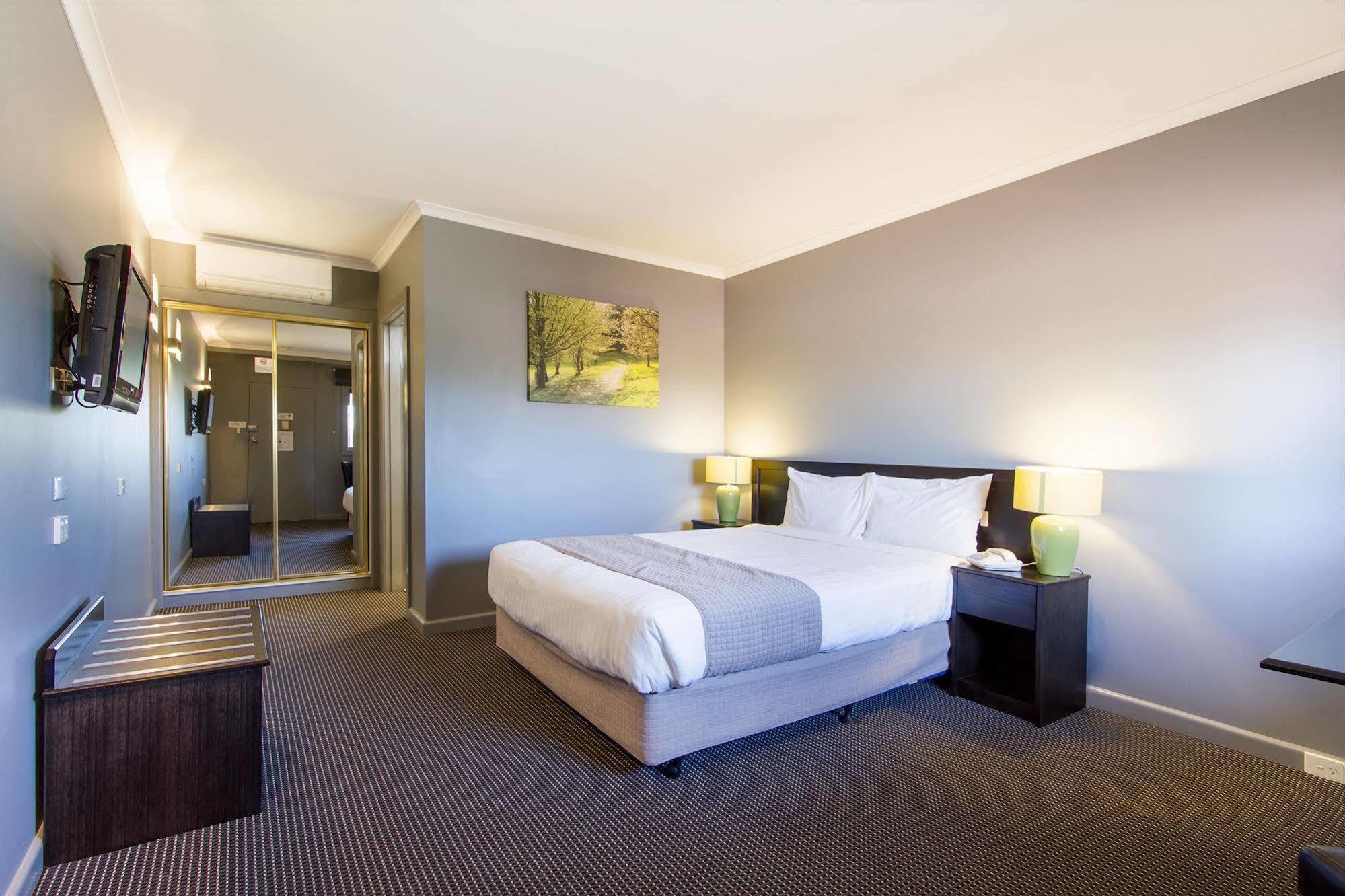 Sunshine Motor Inn Ardeer Экстерьер фото