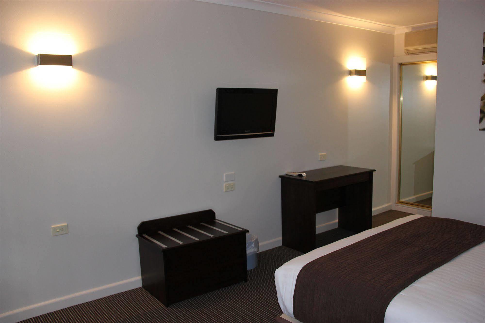 Sunshine Motor Inn Ardeer Экстерьер фото